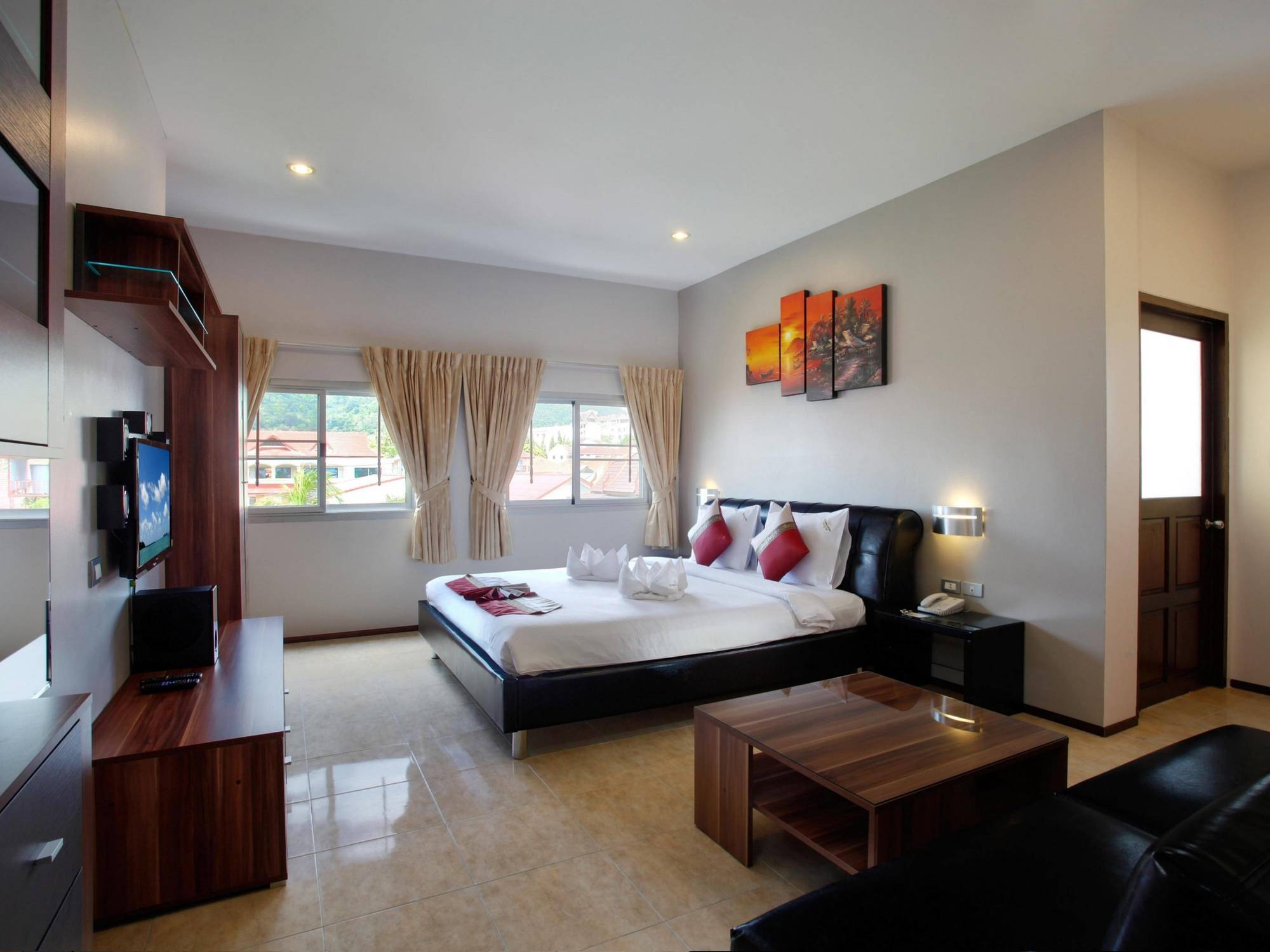 U Sabai Living Hotel - Sha Certified Patong Exterior foto